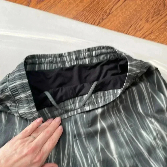 Lululemon I M (men’s) - Picture 4 of 15